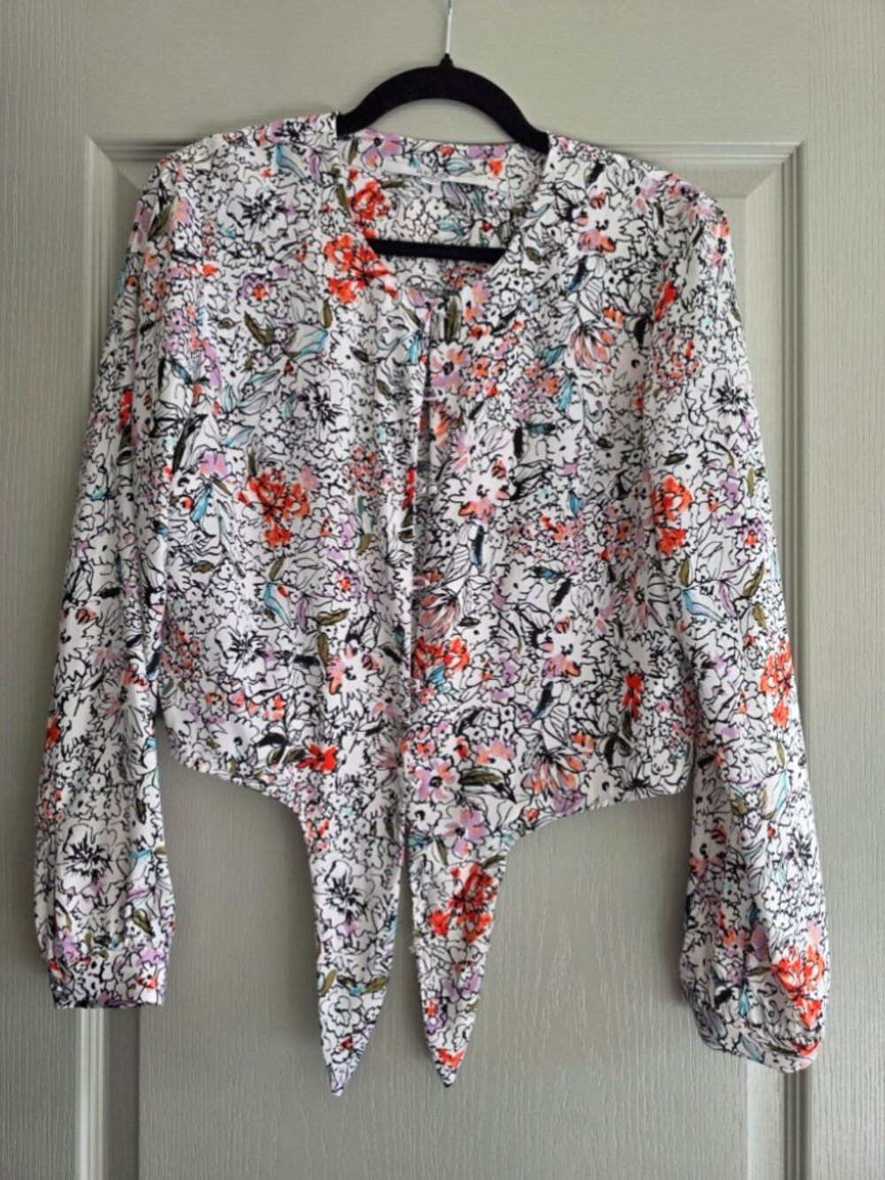 GUESS Los Angeles Floral Sketch Print Tie Front Top Size S White Orange Lavender